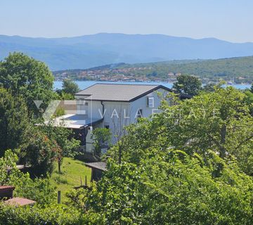 DVOSOBNI APARTMAN NA PRVOM KATU NOVOGRADNJE - cover