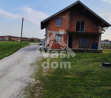 SVETA NEDELJA, NOVAKI 145 m2 S OKUĆNICOM OD 220 m2 - Novaki, Sveta Nedelja