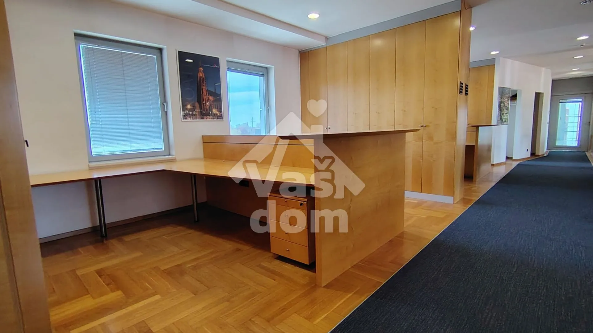 ZAGREB, SLOBOŠTINA, POSLOVNI PROSTOR 250 m2  - cover