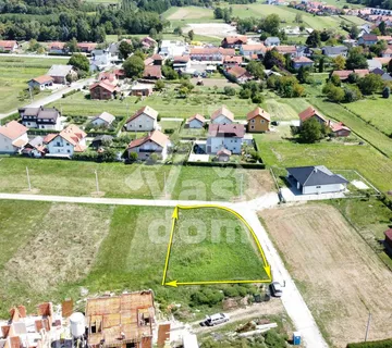 ZAPREŠIĆ, DONJA BISTRA, ZEMLJIŠTE 716 m2 ODLIČNA LOKACIJA - cover