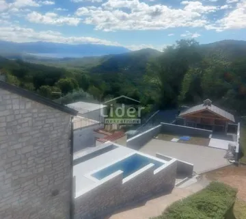 BRIBIR Adaptirana kuća s velikom okućnicom i bazenom - cover