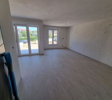 Apartmani u novogradnji, blizina mora, odlična lokacija!!!! - cover