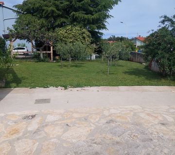 Dvojna kuća na odličnoj lokaciji! - cover
