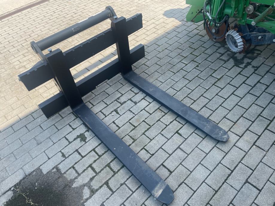vilice-palete-45t-orginal-manitou-slika-177624886