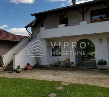 Kuća 194 m2 s vrtom i gradilištem na parceli 1363 m2 - cover