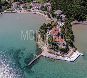 RAB, SUPETARSKA DRAGA zemljište 1.154 m2 2. red do mora  - cover