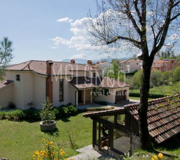 KASTAV, luksuzna vila s vrtom i bezvremenskim stilom - cover