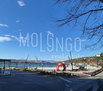 JADRANOVO, kuća s pet apartmana, 450 m od mora - cover