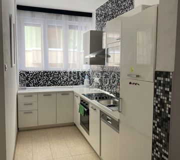 RIJEKA CENTAR, stan 2s+db 68m2  - cover