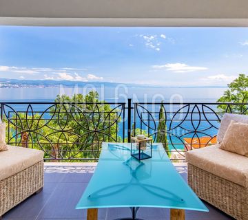 OPATIJA, penthouse blizu mora - cover