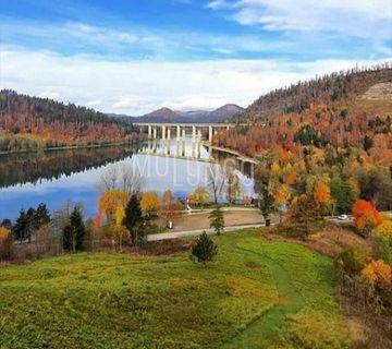 GORSKI KOTAR, FUŽINE poslovno stambena zgrada uz jezero - cover
