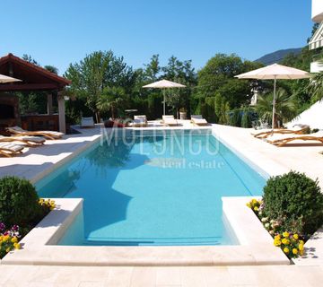 OPATIJA, OPRIĆ - Villa sa 8 apartmana  - cover