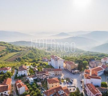 ISTRA, VIŽINADA građevinsko zemljište s pogledom na dolinu Mirne - cover