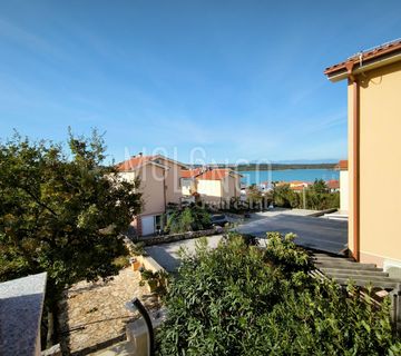 KRK, KLIMNO SNIŽENO ! 2s+db, parking, 350 m od mora - cover