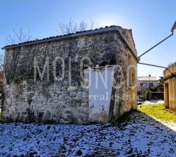 ISTRA, PIĆAN građevinsko zemljište s legaliziranom kućicom - cover
