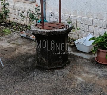 DRIVENIK, kuća u nizu na mirnoj lokaciji - cover
