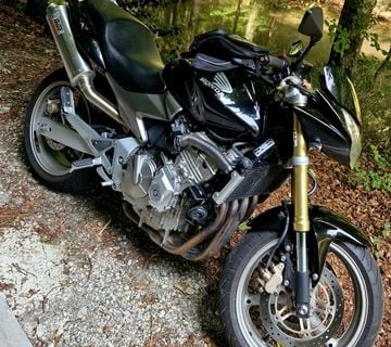 Honda Hornet CB600F - cover