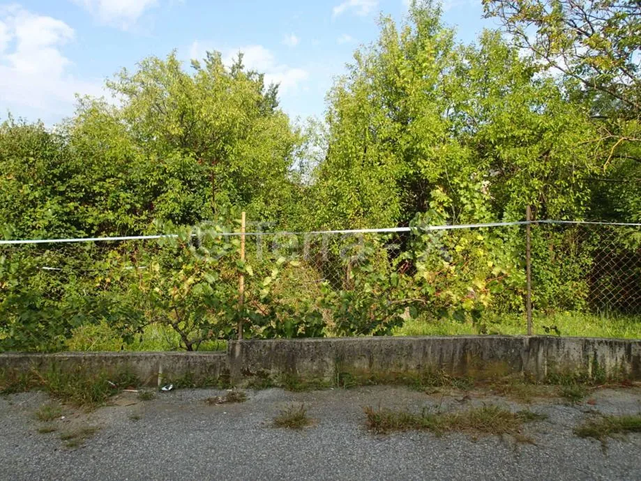 Granešina, građevinsko zemljište 418 m2, na dobroj poziciji - cover
