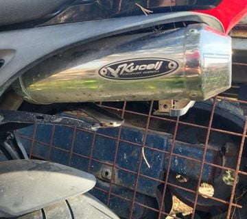 Yamaha fazer fz6 auspuh - cover