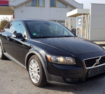 Volvo C30 2,0 D - cover