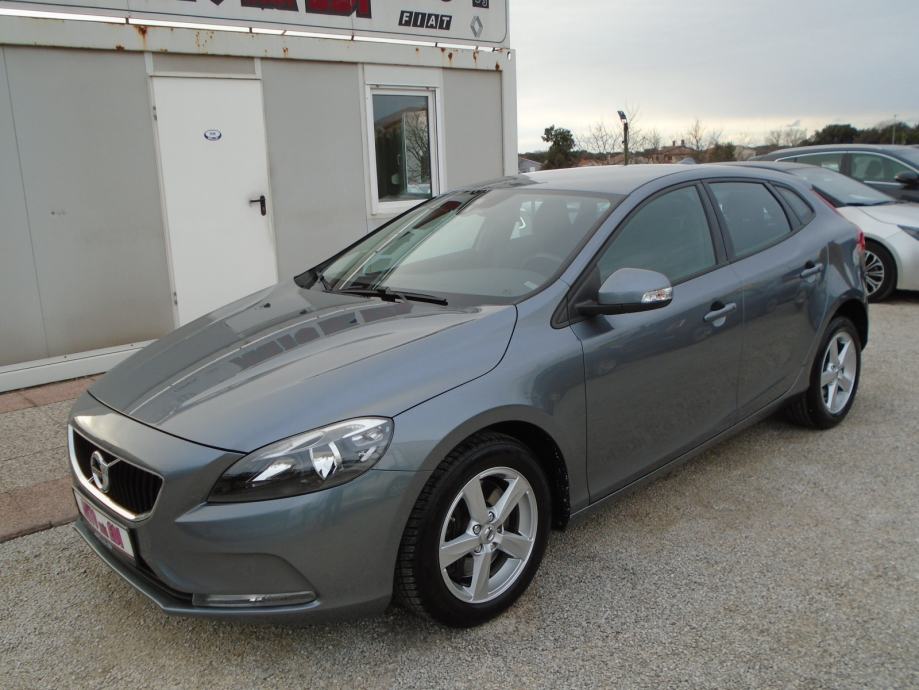 volvo-v40-2.0-d2-automatik-slika-214424133