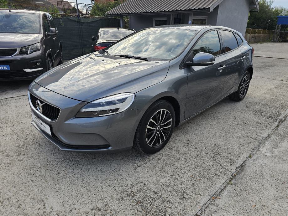 volvo-v40-d2-slika-225904119