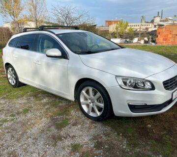 Volvo V60 D3 koža navi parking kamera servisna - cover