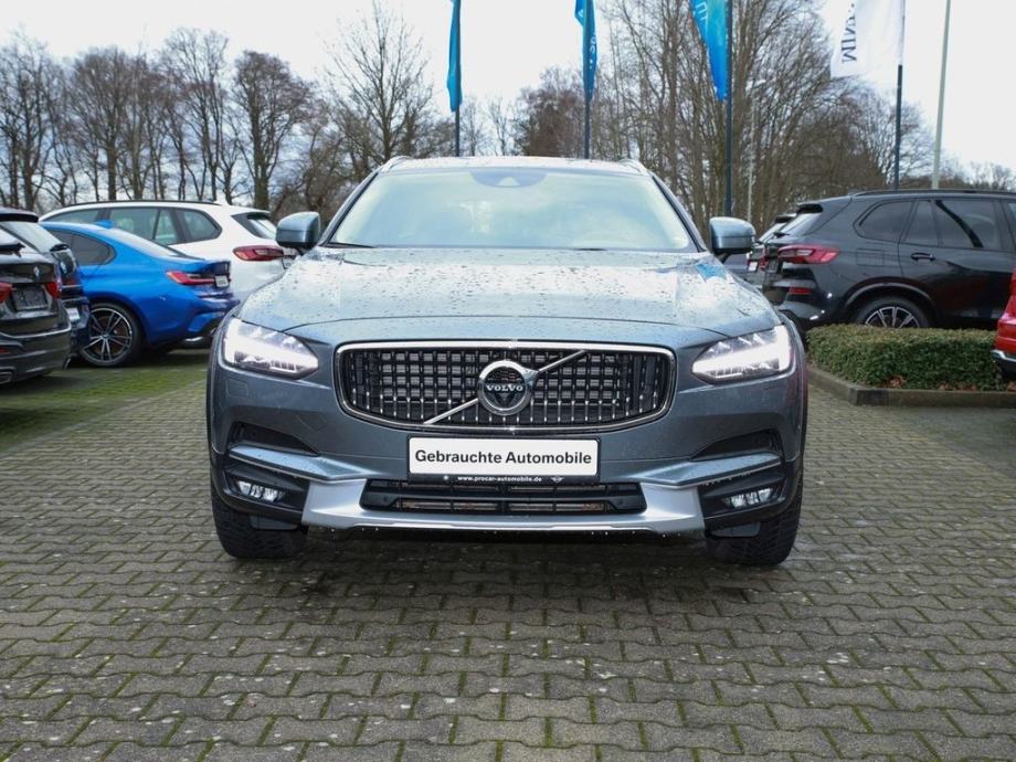 volvo-v90-cross-country-b5p-awd-svojim-kamionima-uvozimo-narudzbi-slika-216442617