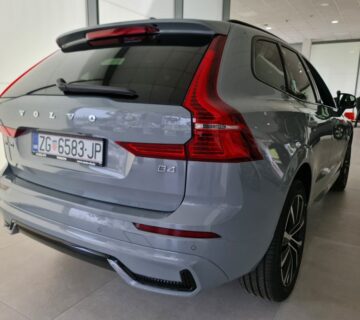 VOLVO XC60 B4(P)-A ADVANCED DARK - cover