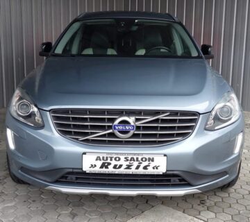 Volvo XC60 FWD D3 AUTOMATIK DYNAMIC EDITION ALU NAVI 2XPDC XENON GAR. - cover