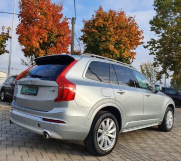 Volvo XC90 D5 AWD Geartronic Momentum + - cover