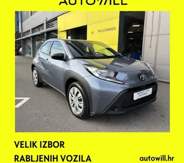 Toyota Aygo X 1,0 VVT - i X-PLAY - cover