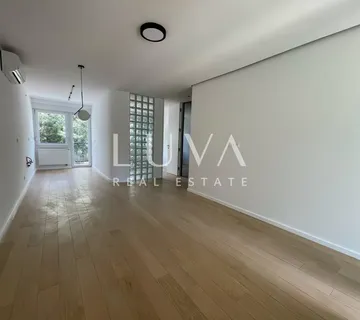 Zagreb, Donji Grad, 2s novoadaptirani stan, prodaja - cover