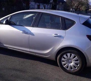 Vrata za Opel Astru J - za razne modele (5 vr, karavan, GTC, 4 vr lim) - Zagreb