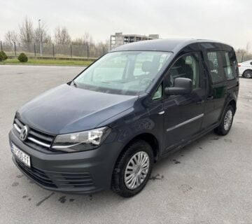 VW Caddy 2,0 TDI - cover