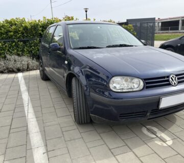 VW Golf 4 1,9 TDI,2003 god, reg 5/2024, može obročno plaćanje - cover