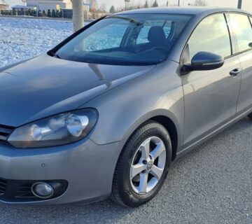 VW Golf 6 1,6 TDI-2012gd.md-NAVIGACIJA-klima,parking.senz,alu,KARTICE - cover