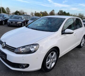 VW Golf 6 1,6 TDI ***TEAM-OPREMA***PARK-PILOT***SPORT-SIC*** - cover