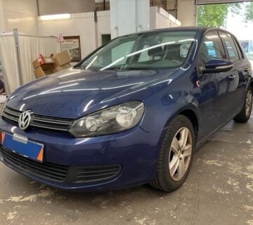 VW Golf 6 2,0 TDI—>U DOLASKU - cover