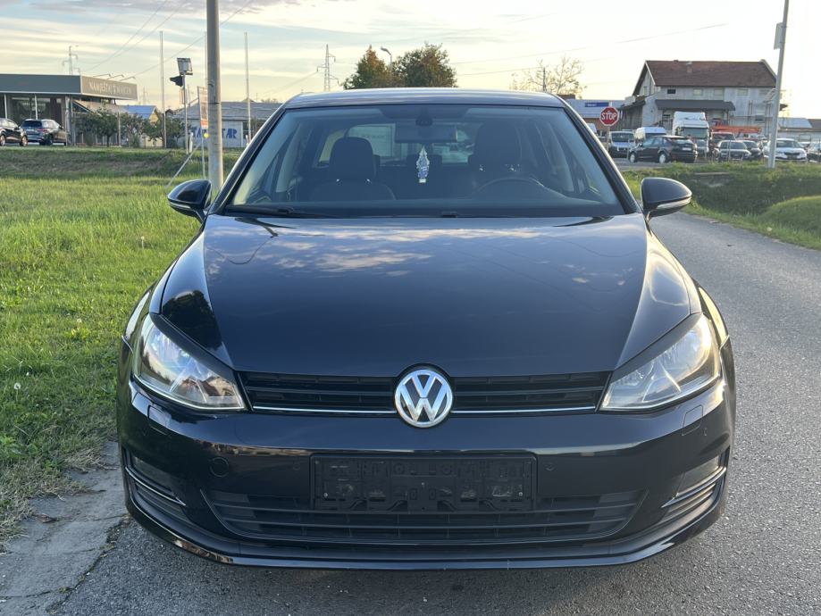 vw-golf-7-1.6-tdi-tempomat-mf-volan-alu-park-senzori-bt-slika-219648201