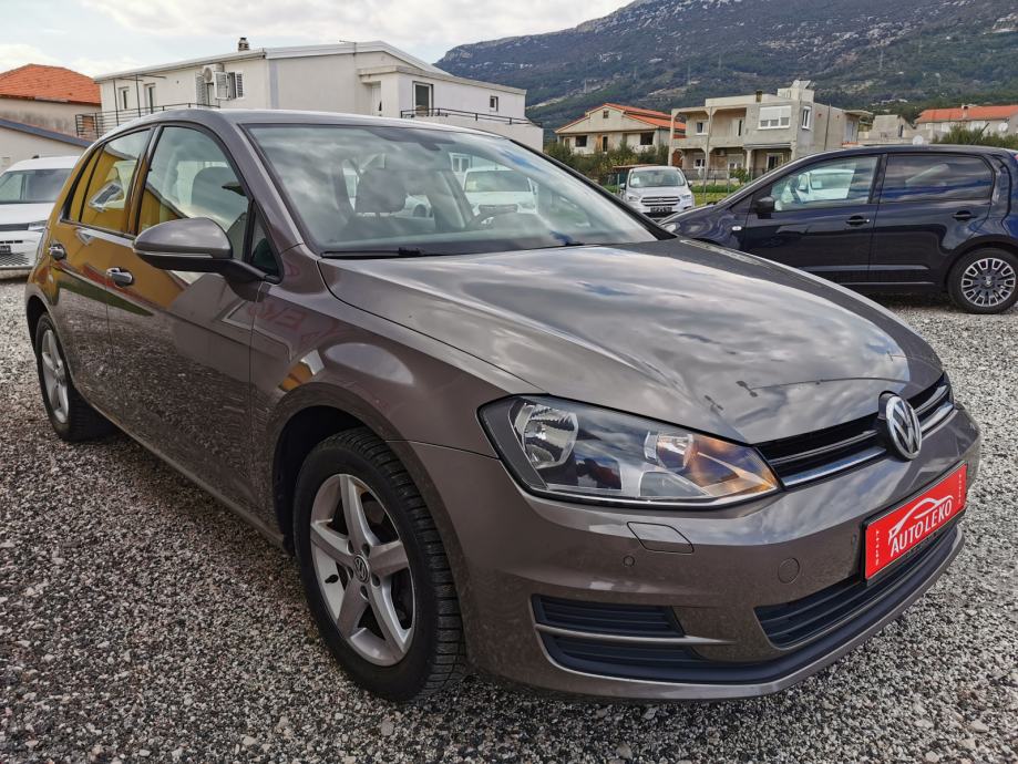 vw-golf-vii-1.2-tsi-bmt-trendline-pdc-slika-216867931