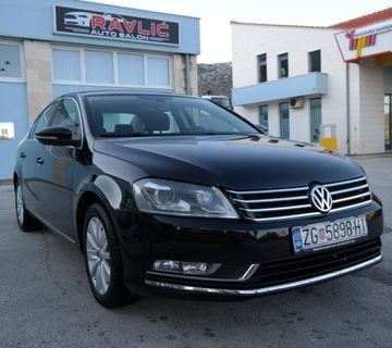 VW Passat 2,0 TDI navigacija, servisna knjiga - cover