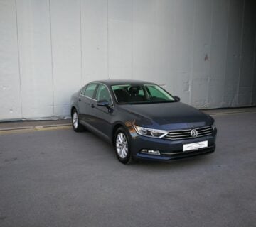 VW Passat 2,0 TDI*NAVIGACIJA*KAMERA*150 KS*JAMSTVO 12 MJESECI - cover