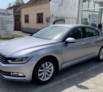 VW Passat Comfortline 2,0 TDi - 110 kW - NAVIGACIJA! - cover