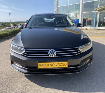 VW Passat Variant 1,6 TDI DSG Connect - GARANCIJA - Bogata oprema - cover