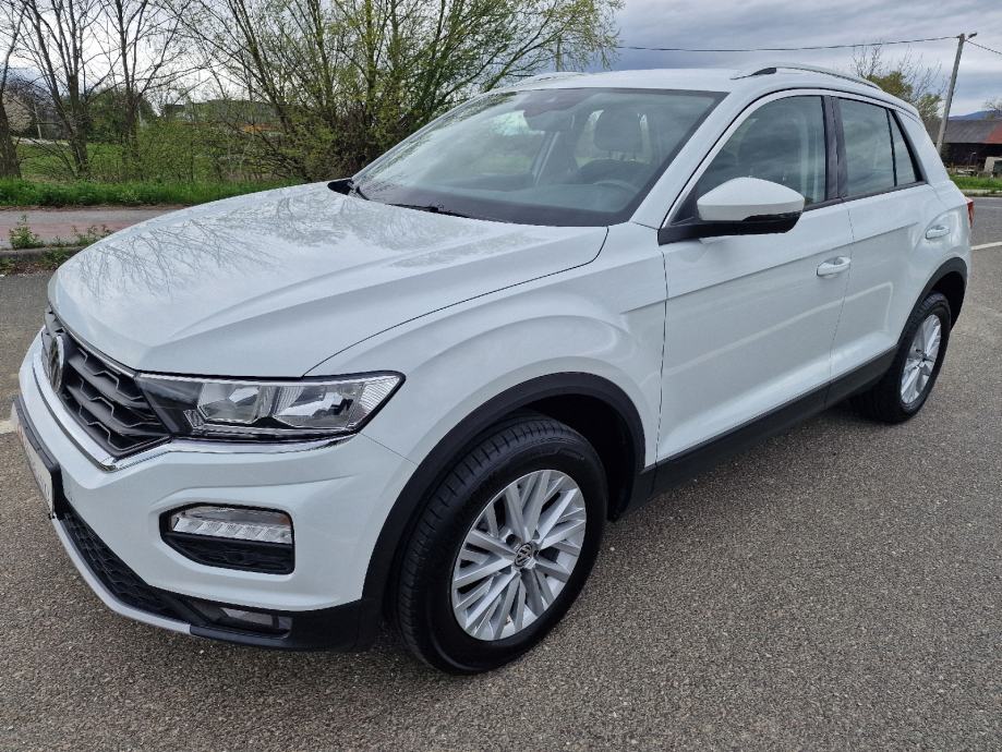 vw-t-roc-10-tsi-2019-god-94000-km-navigacija-garancija-servisna-slika-217252678