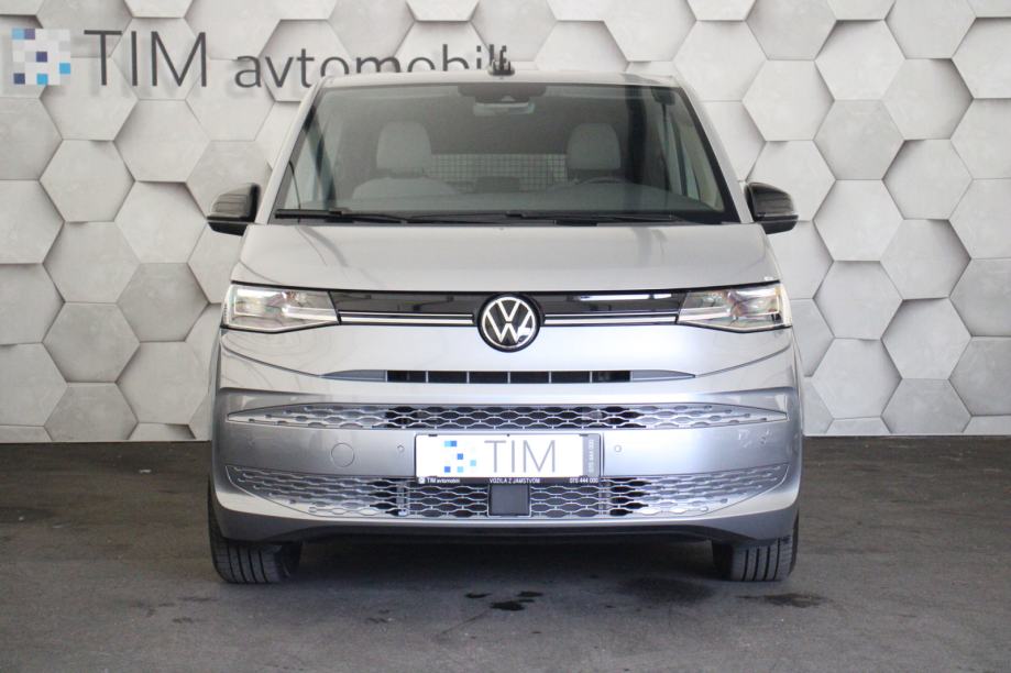 vw-t7-multivan-l2-2.0-tdi-dsg-n1-teretno-cockpit-kamera-radartemp-slika-221908474