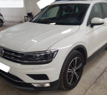 VW Tiguan 2,0 TDI DSG,HIGHLINE,NAVI PLUS,VIRTUAL,KAMERA 360,PANORAMA!! - cover