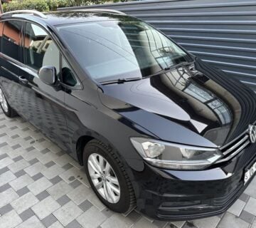 VW TOURAN 1.6tdi// najam vozila za taxi, uber, bolt// - cover