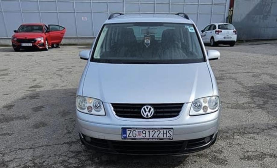 vw-touran-2.0-tdi-100-kw-311000-km-6-brzina-moze-obrocno-placanje